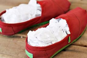 drying shoes to prevent fungal infections